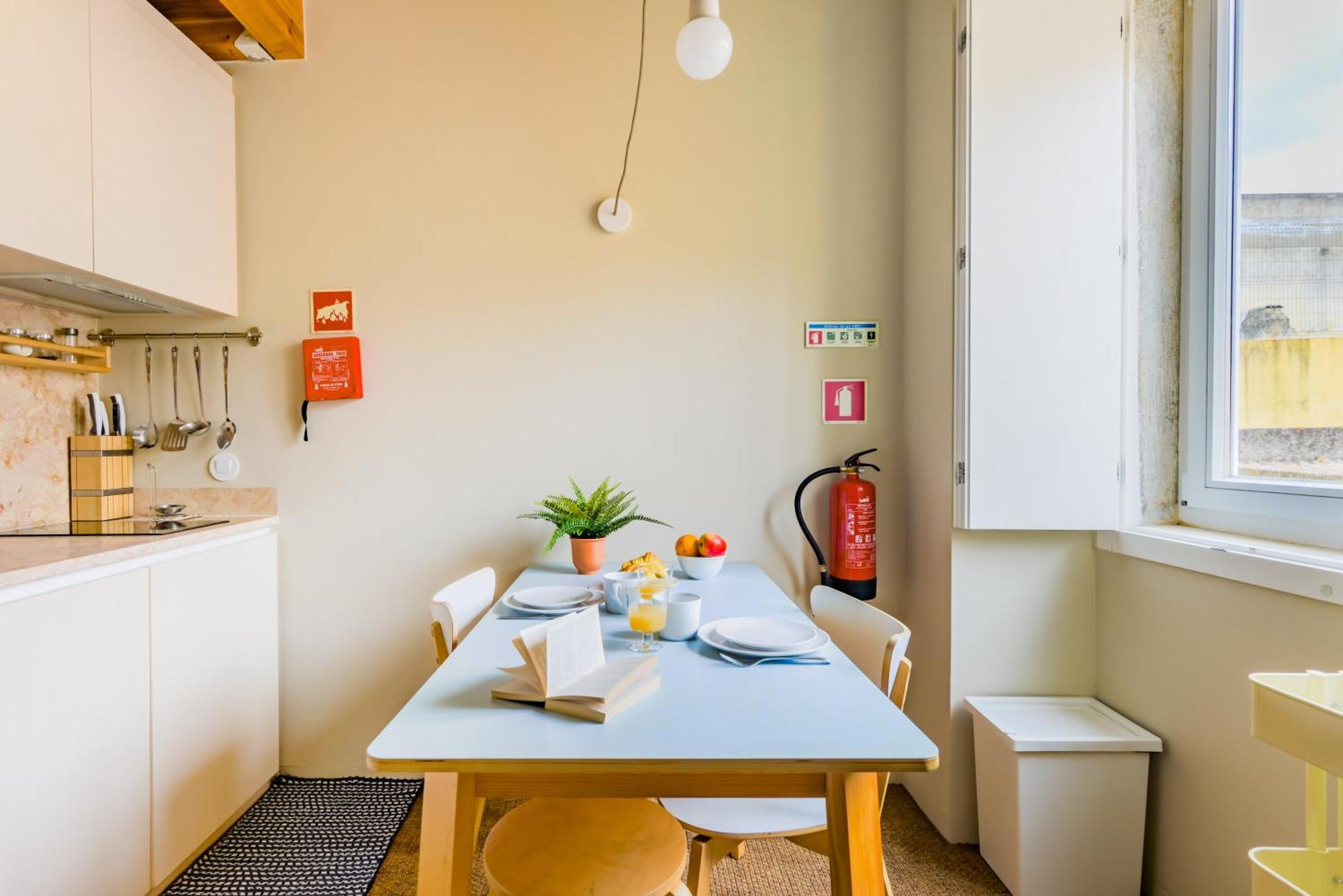 Апартаменты Casa Da Graca Lisbon Hideout Номер фото
