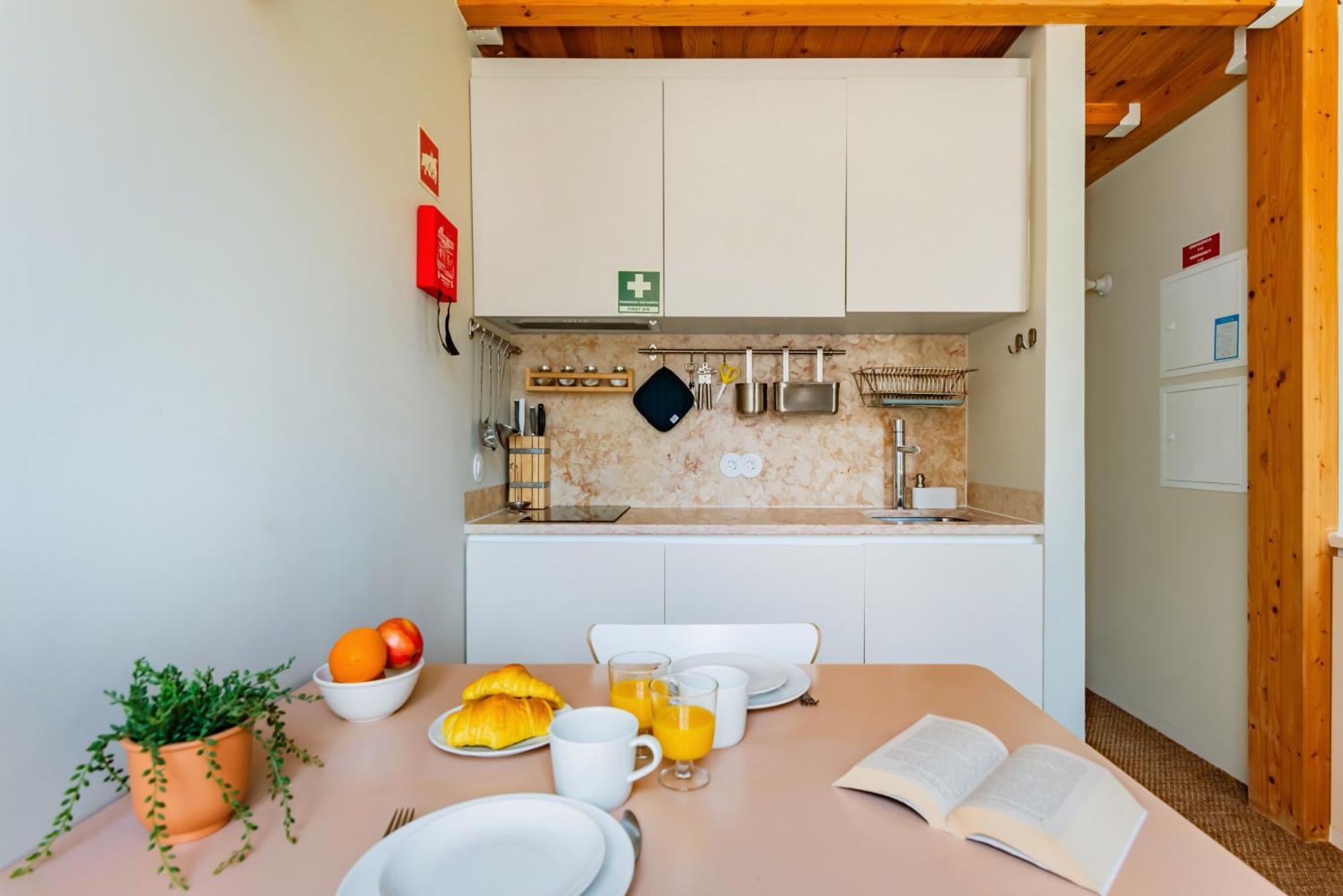 Апартаменты Casa Da Graca Lisbon Hideout Номер фото