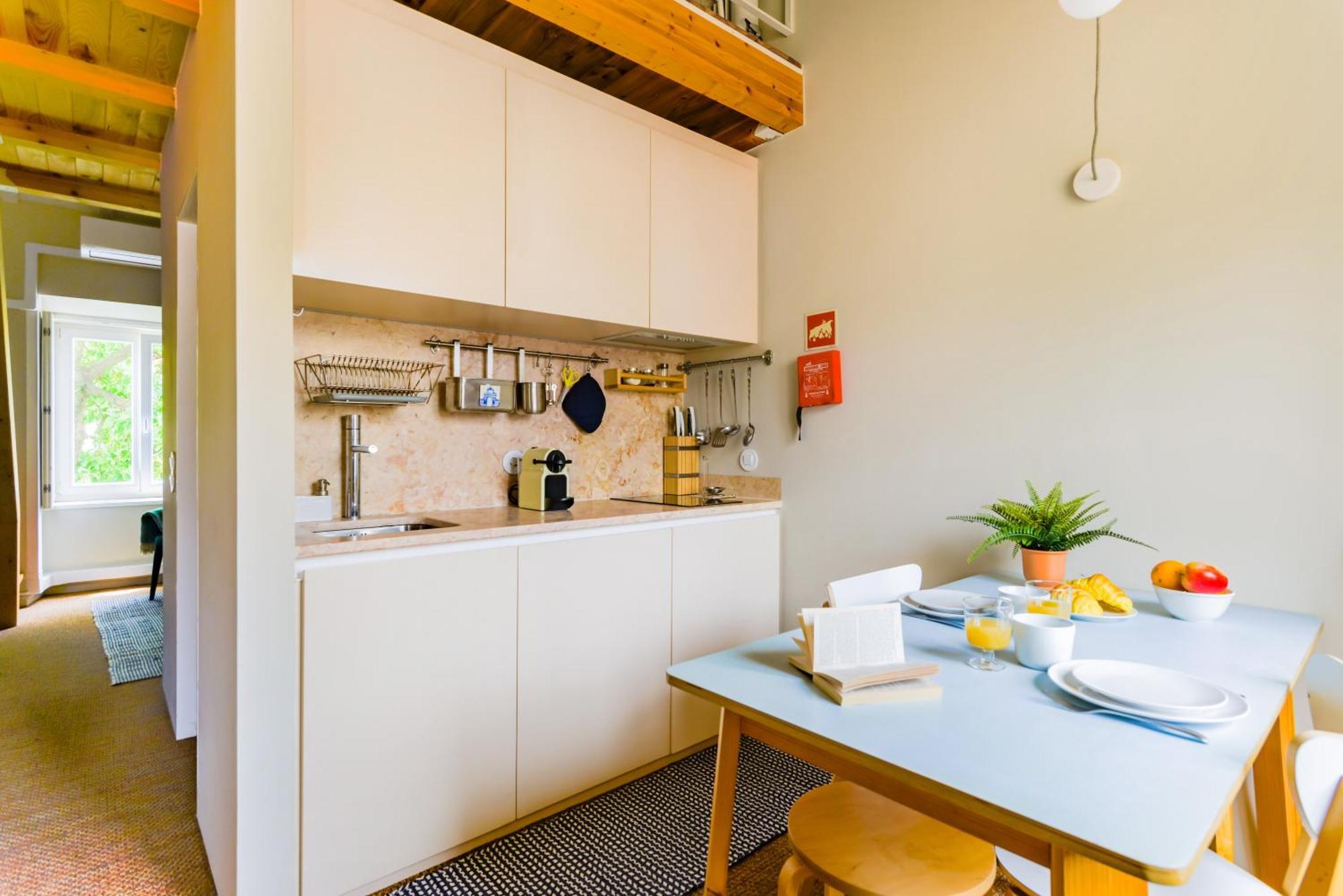 Апартаменты Casa Da Graca Lisbon Hideout Номер фото
